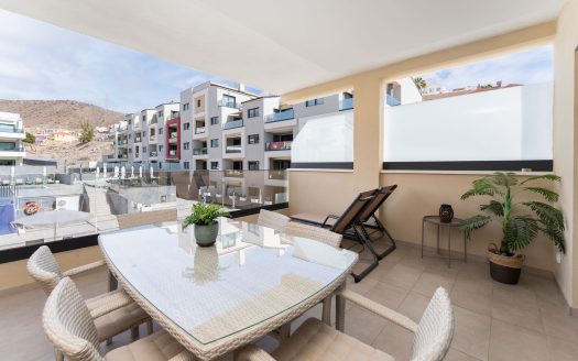 Spacious 3-Bedroom Apartment with Terrace and Pool Views in Arguineguín