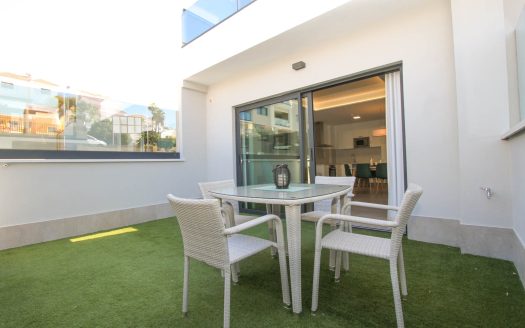 Bright apartment with private garden in Sydenbygg IV